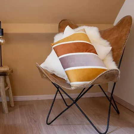 Апартаменты The Stage