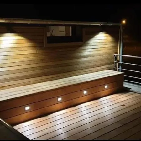 The Stage Apartman *